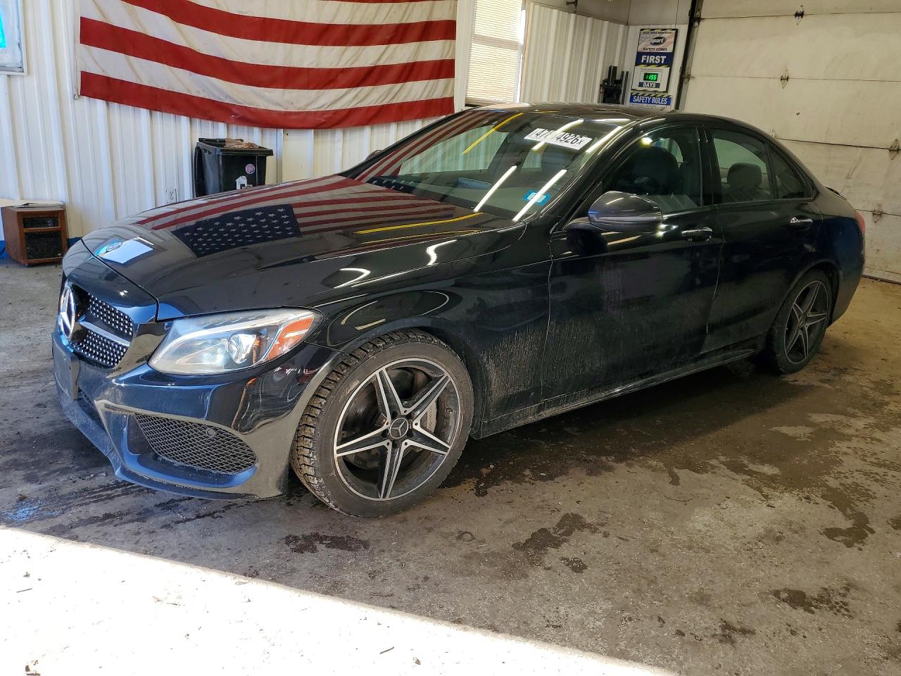 Salvage Mercedes-Benz C-Class Image
