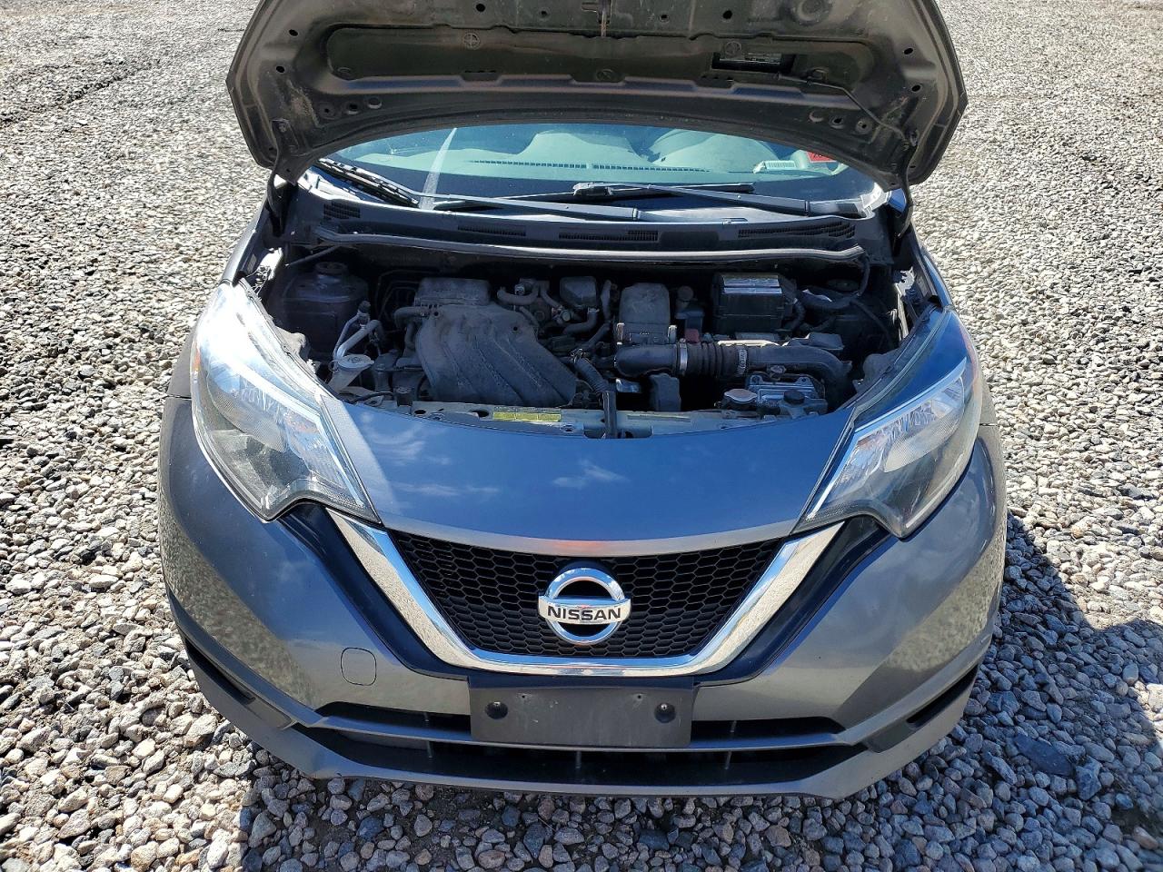 Nissan Versa Sv
