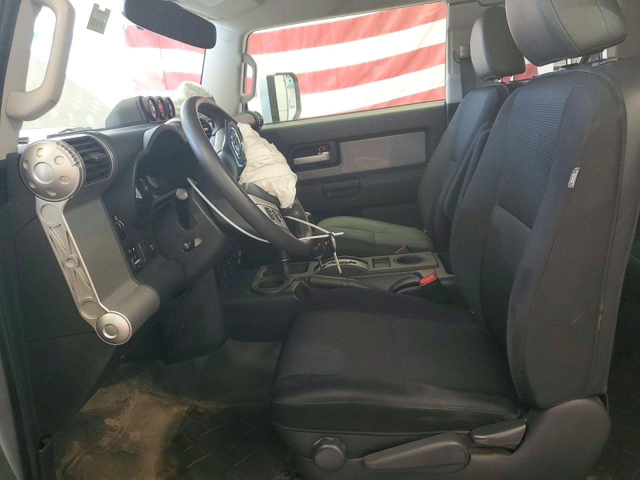 Toyota FJ Cruiser Base