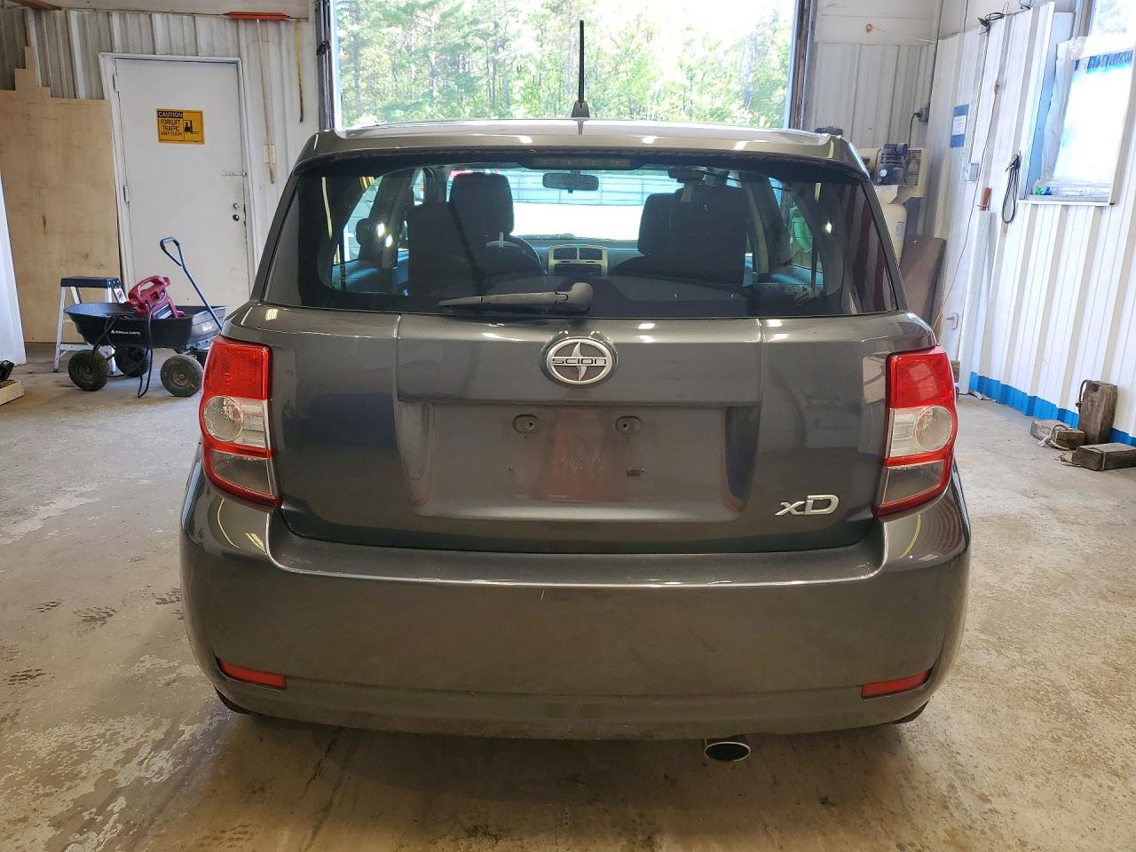 Scion xD Base