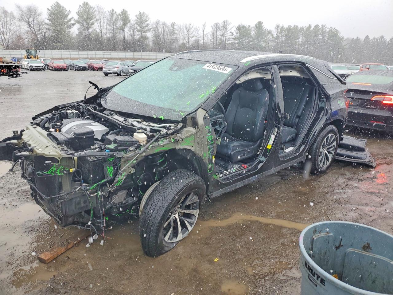 Salvage Lexus RX Image