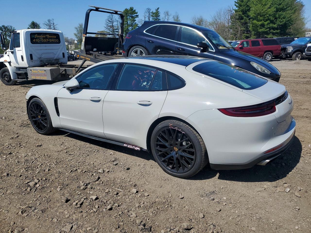 Porsche Panamera 4