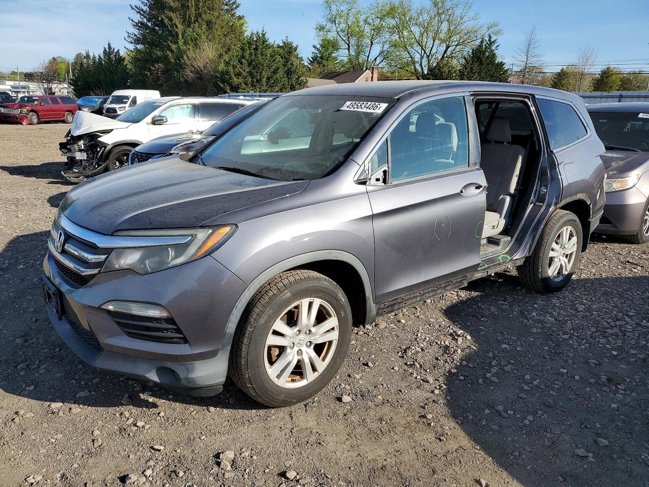 Salvage Honda Pilot Image