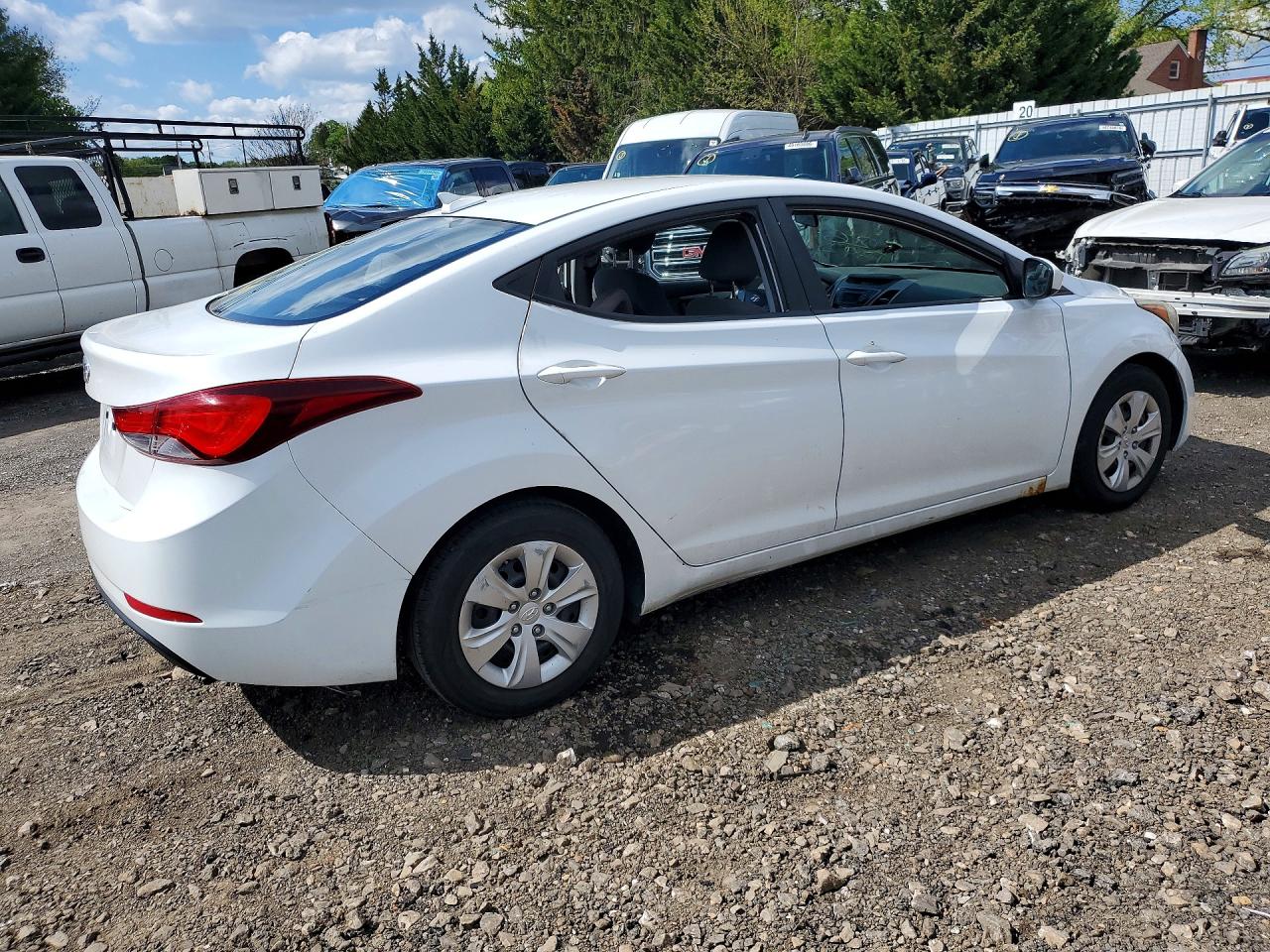 Hyundai ELANTRA Se