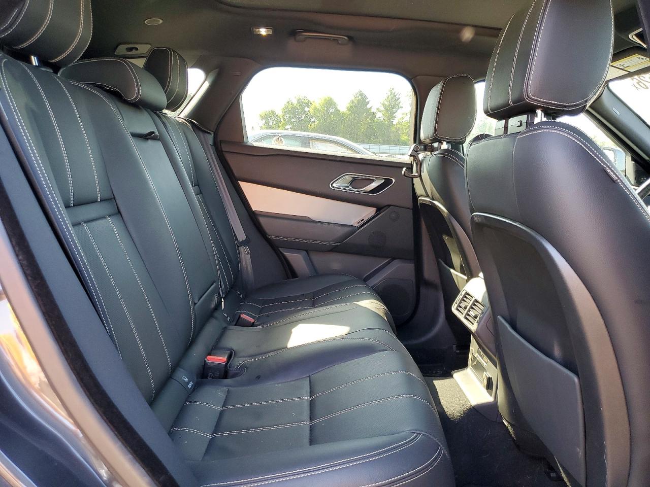 Land Rover Range Rover R-dynamic S