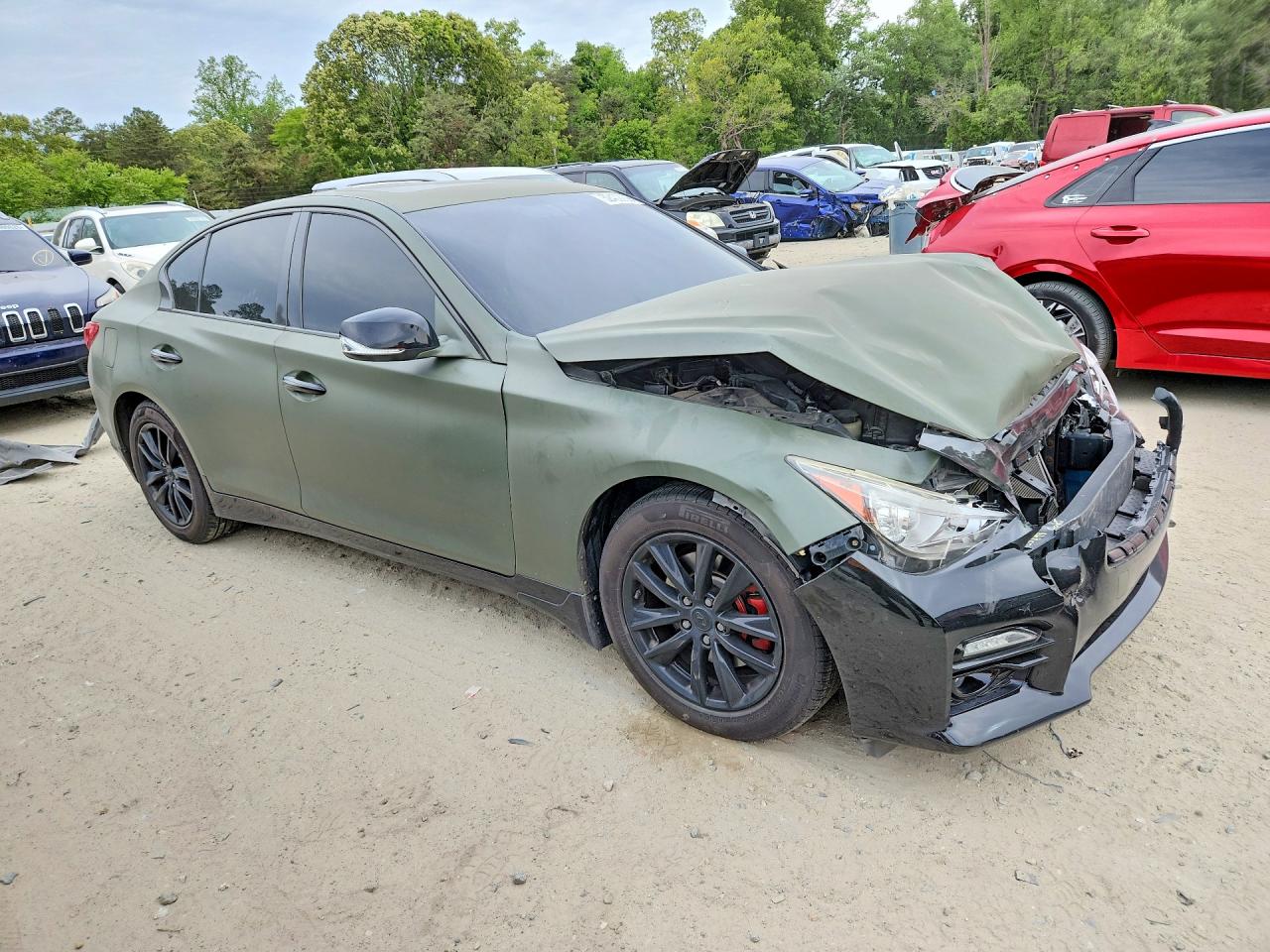 INFINITI Q50 Base