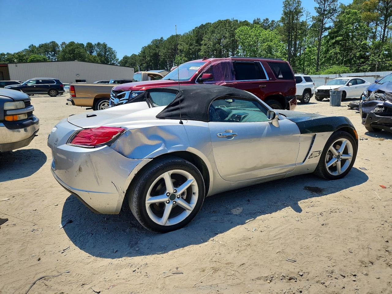 Saturn SKY