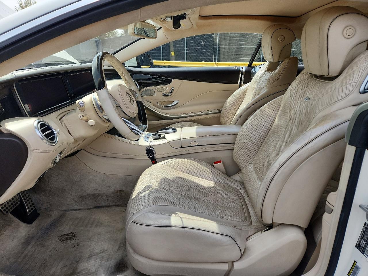 Mercedes-Benz S-Class 550