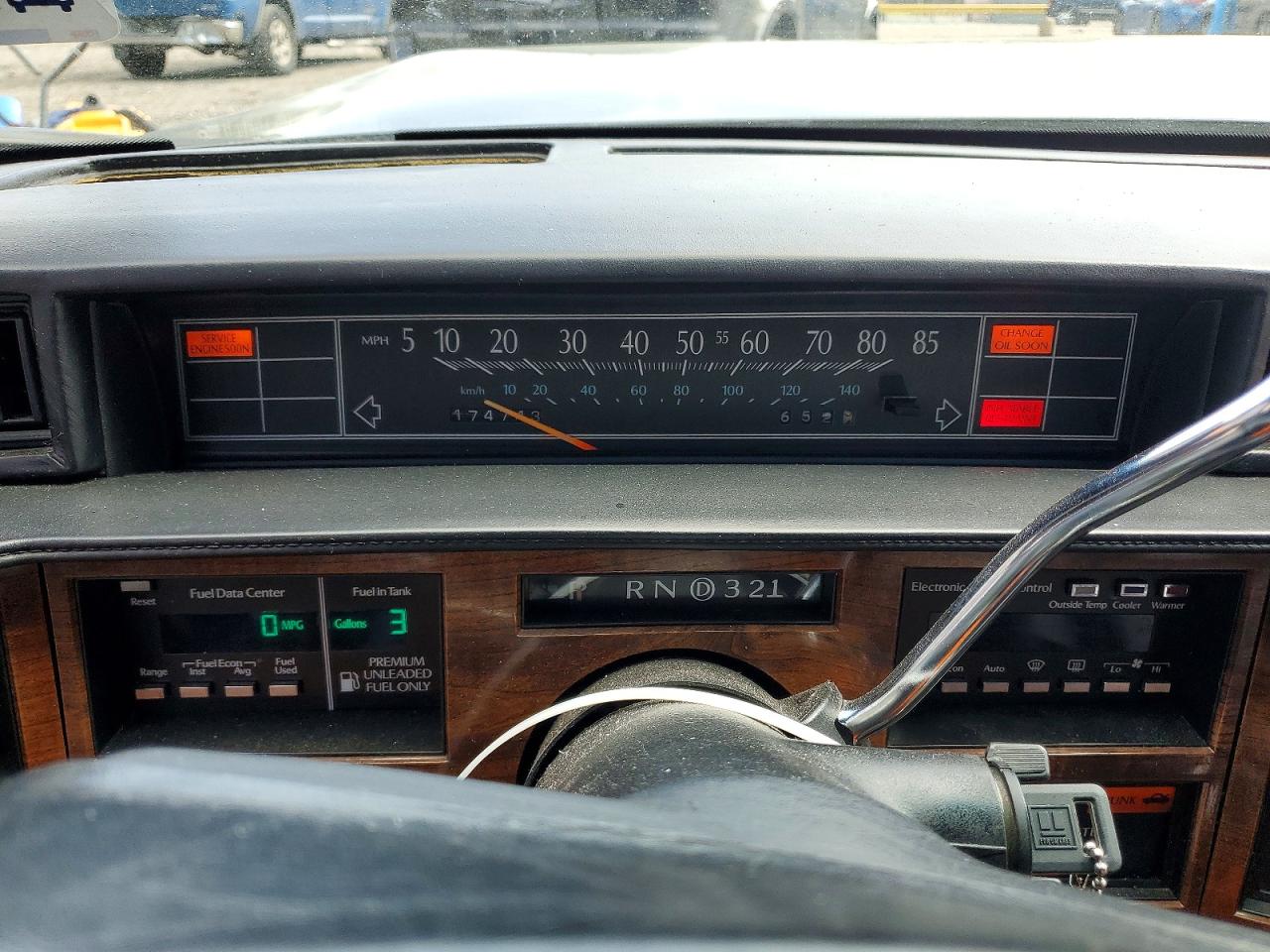 Cadillac DeVille