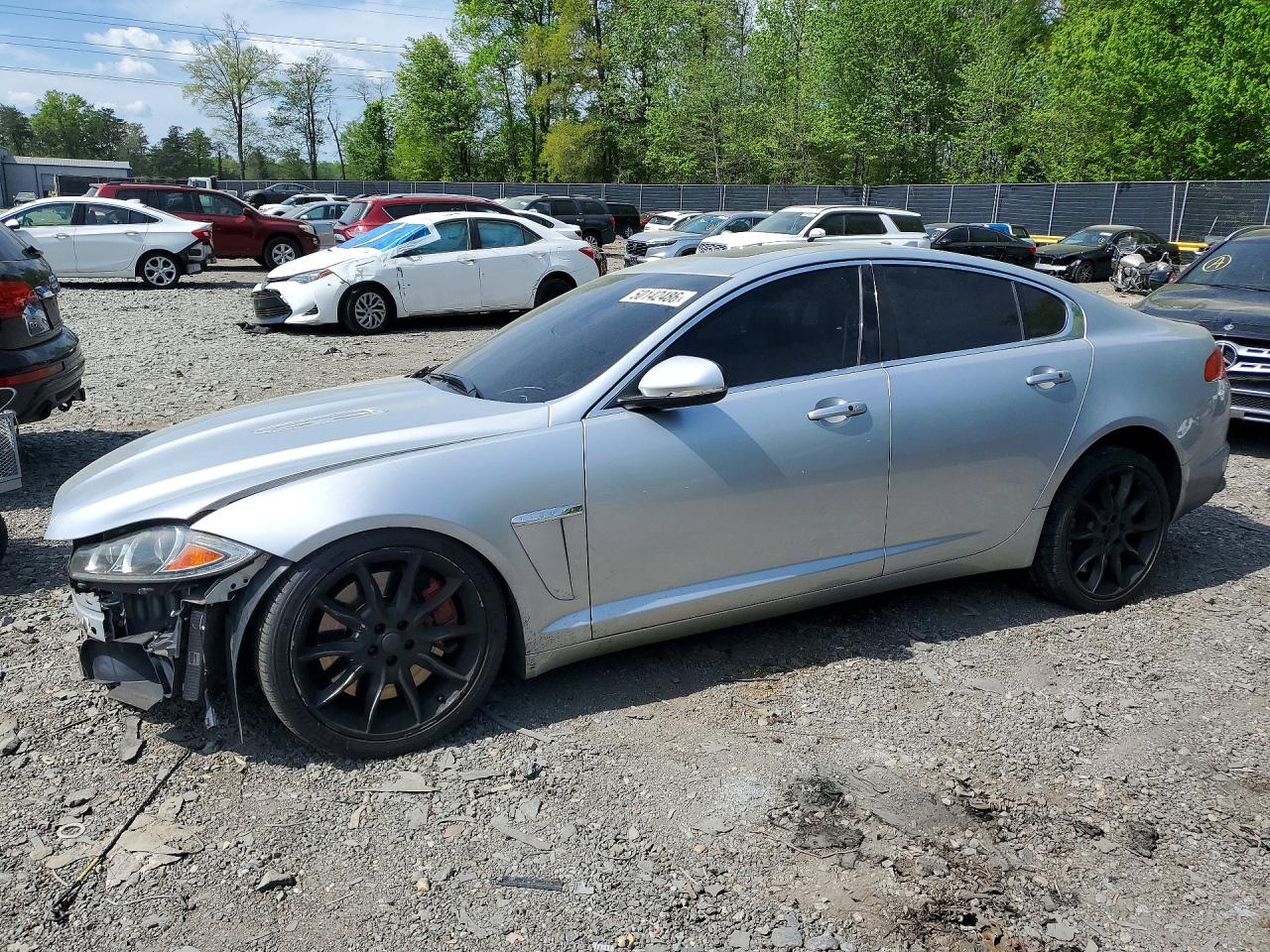 Salvage Jaguar XF Image