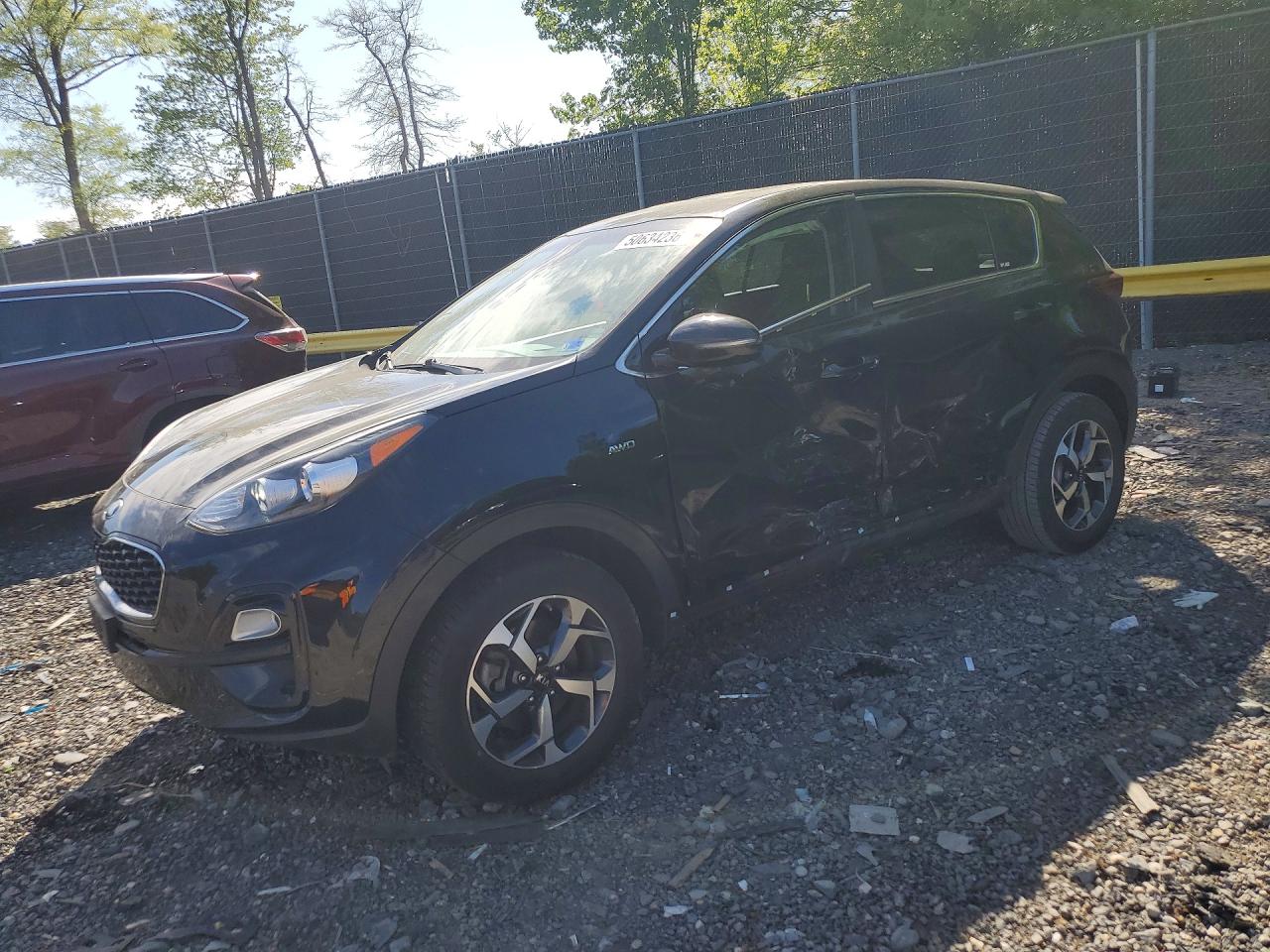 Salvage Kia Sportage Image