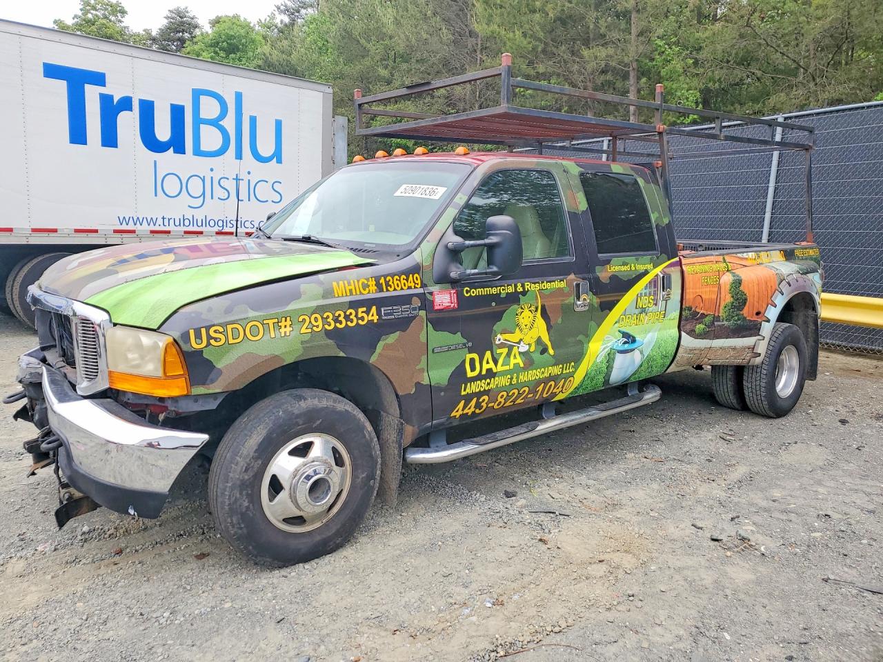 Salvage Ford F-350 Image