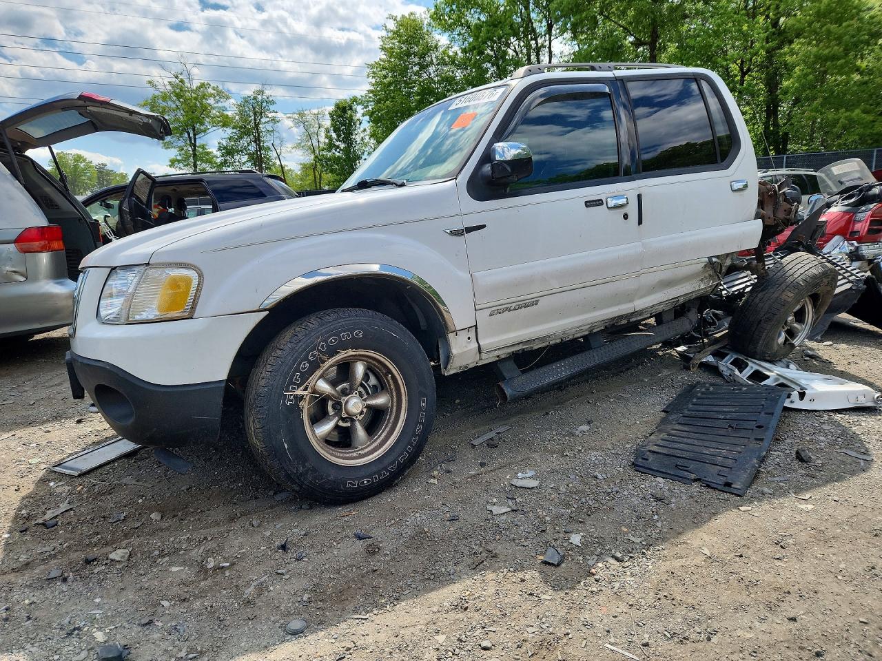 Salvage Ford Explorer Image