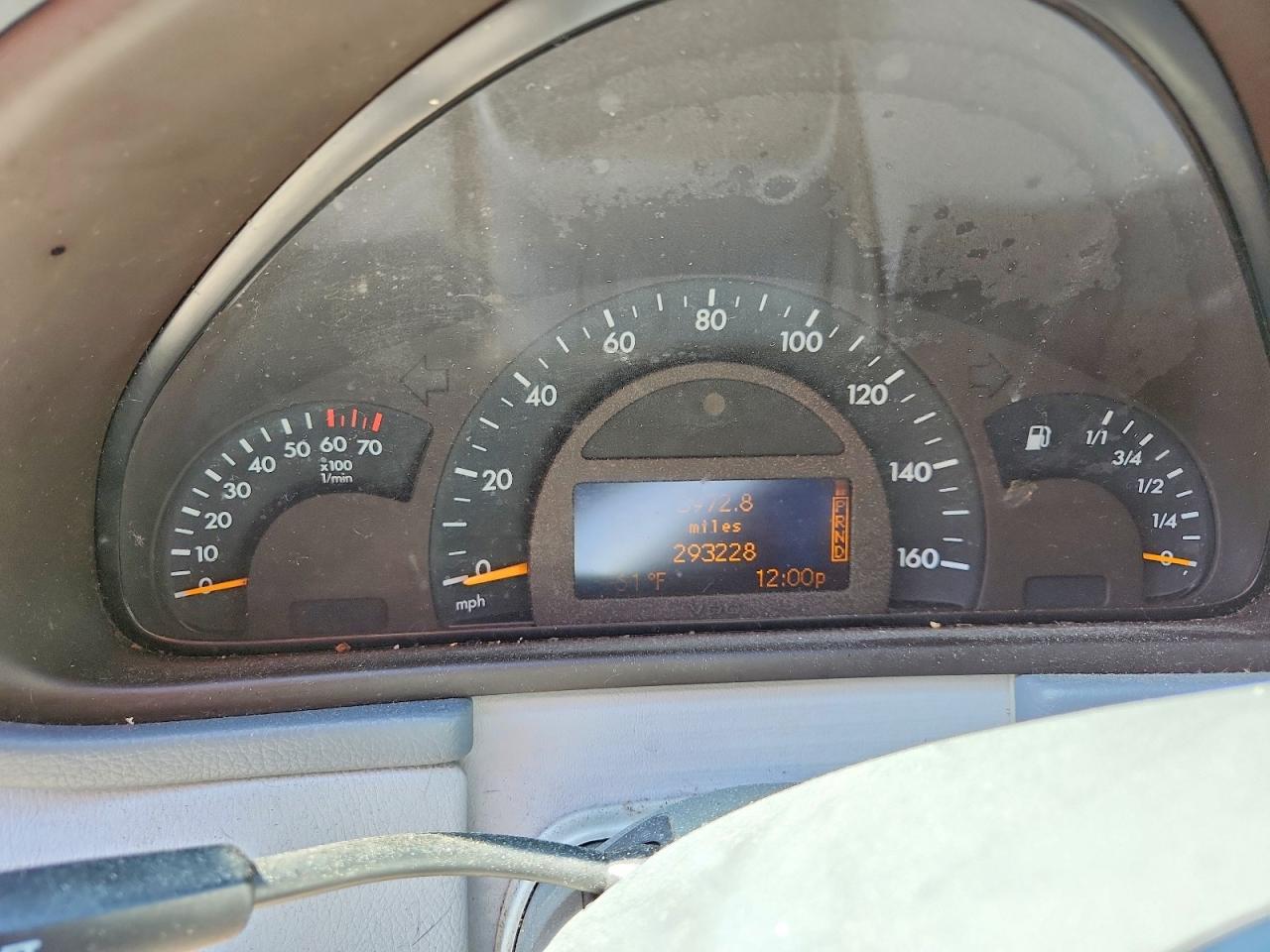 Mercedes-Benz C-Class 240