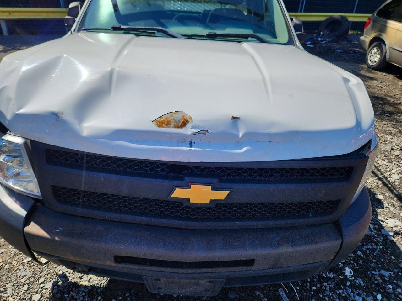 Chevrolet Silverado C1500