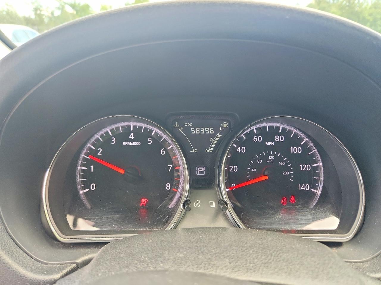 Nissan Versa 1.6 Sv