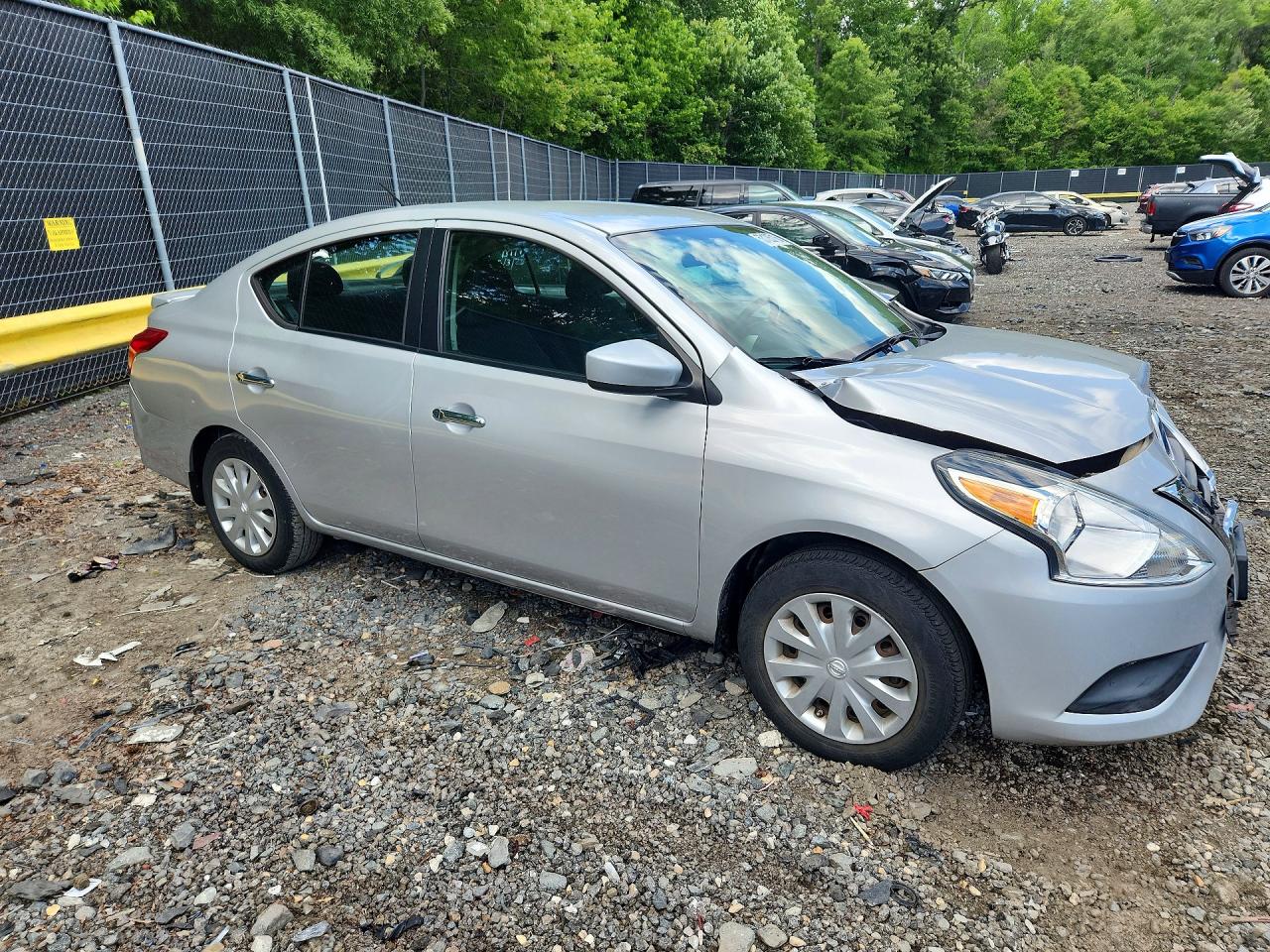 Nissan Versa 1.6 Sv