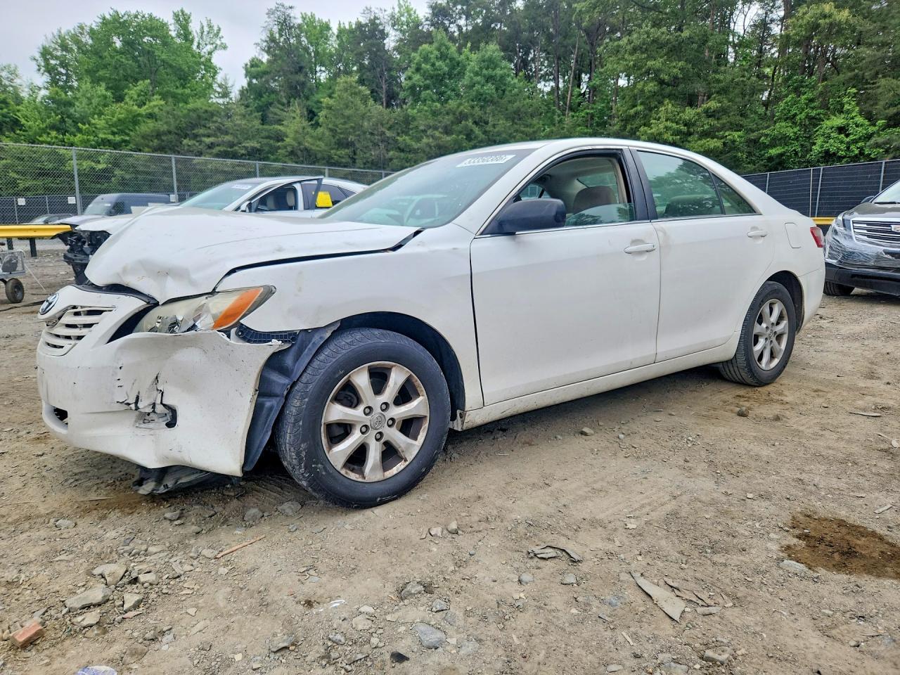 Salvage Toyota Camry Image