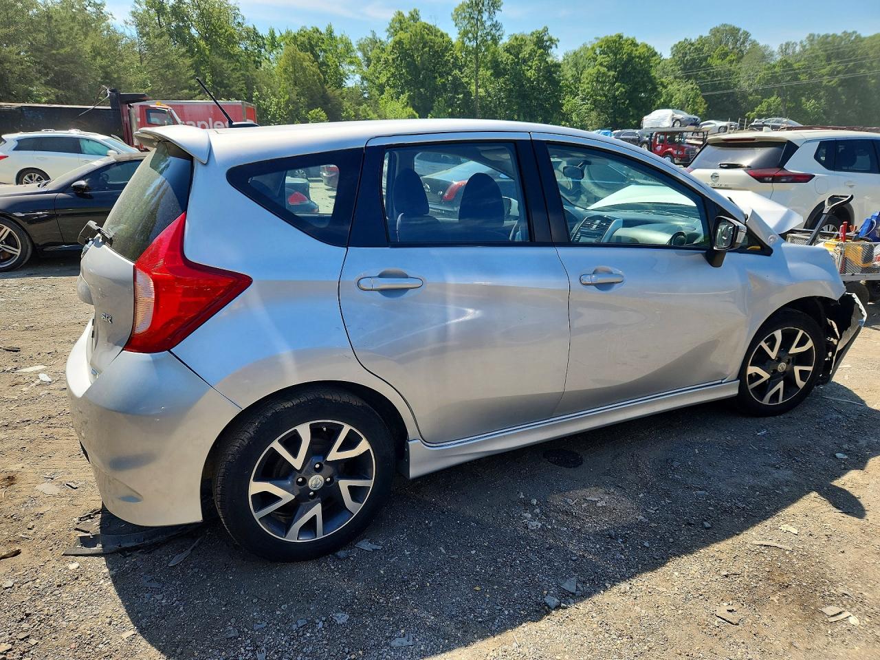 Nissan Versa Sr