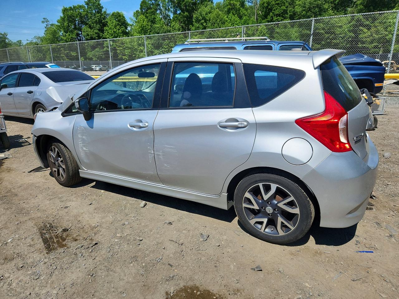 Nissan Versa Sr