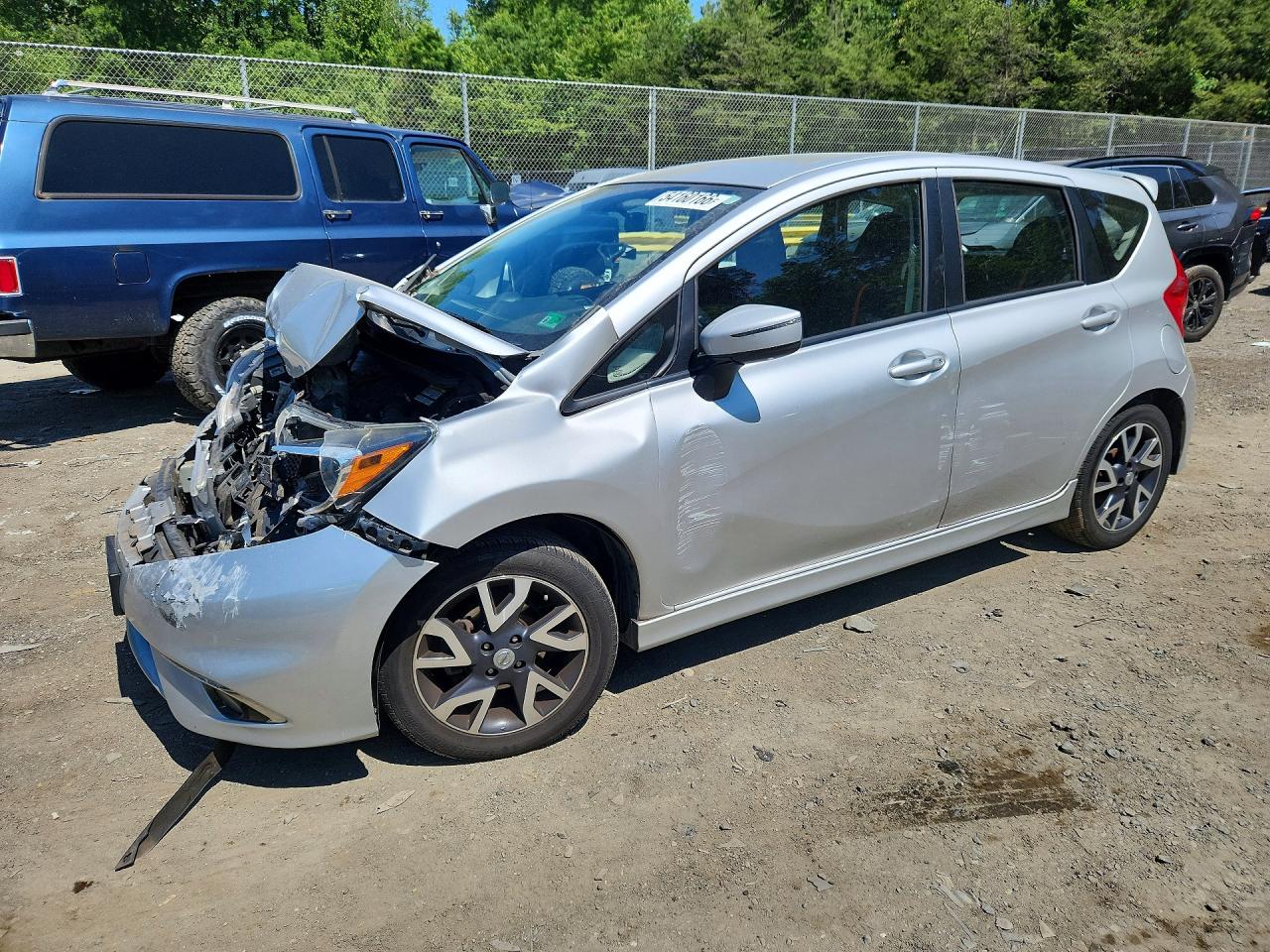 Salvage Nissan Versa Image