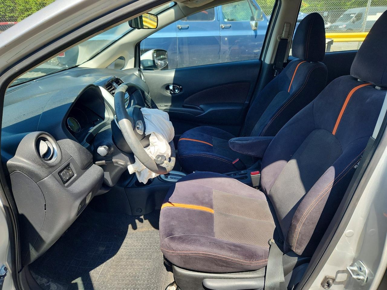 Nissan Versa Sr