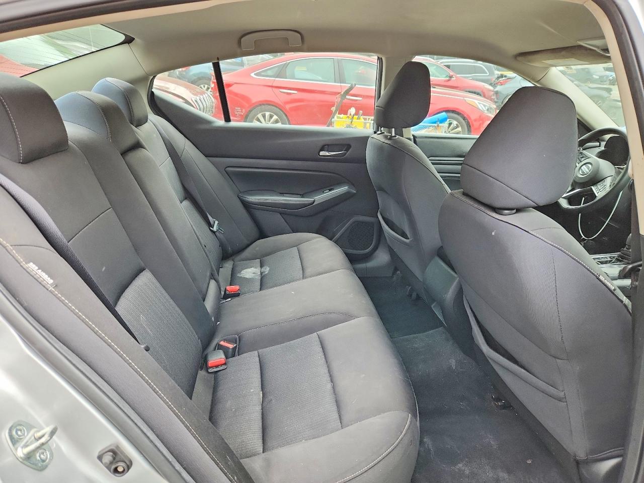 Nissan Altima S