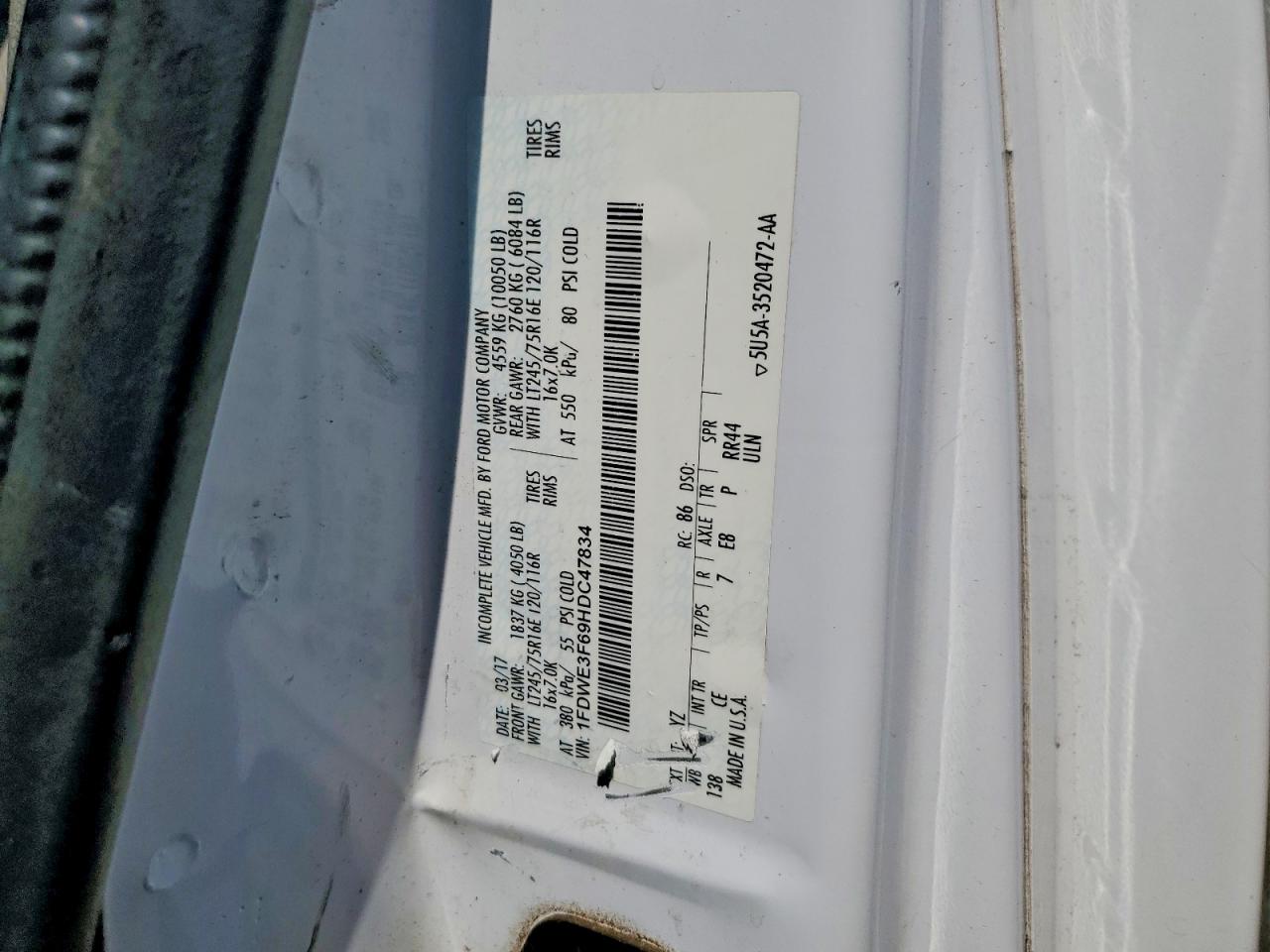 Ford Econoline E350 Super Duty Cutaway Van