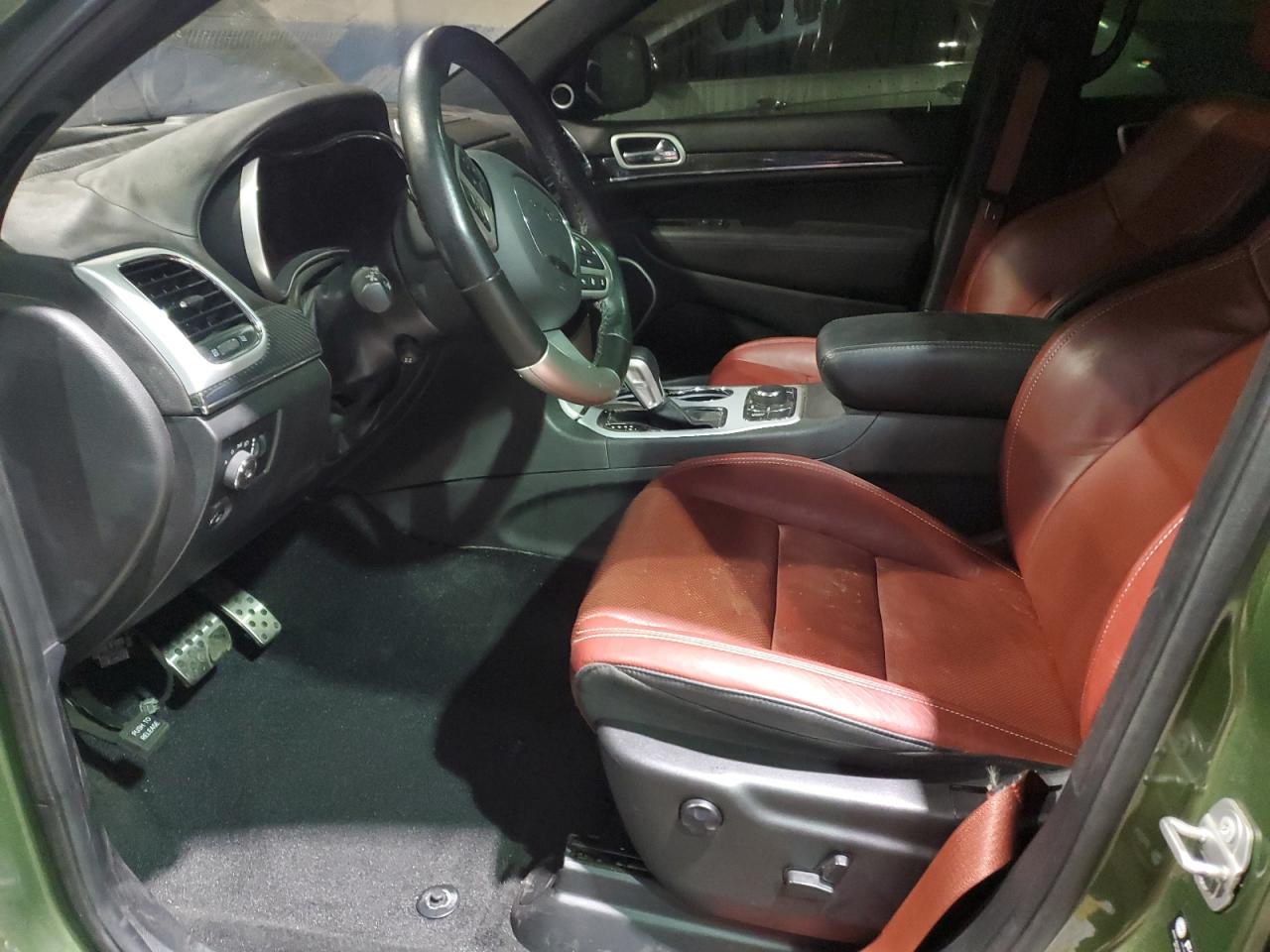 Jeep Grand Cherokee Srt-8