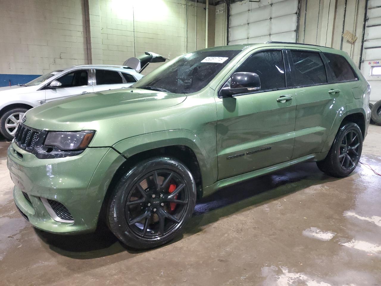 Salvage Jeep Grand Cherokee Image