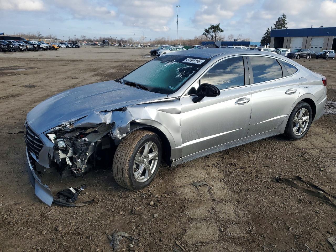 Salvage Hyundai SONATA Image