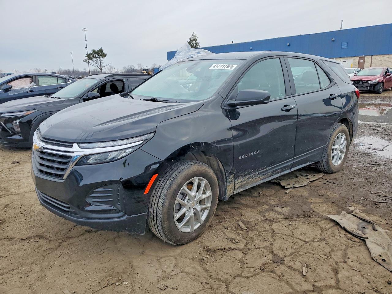 Salvage Chevrolet Equinox Image