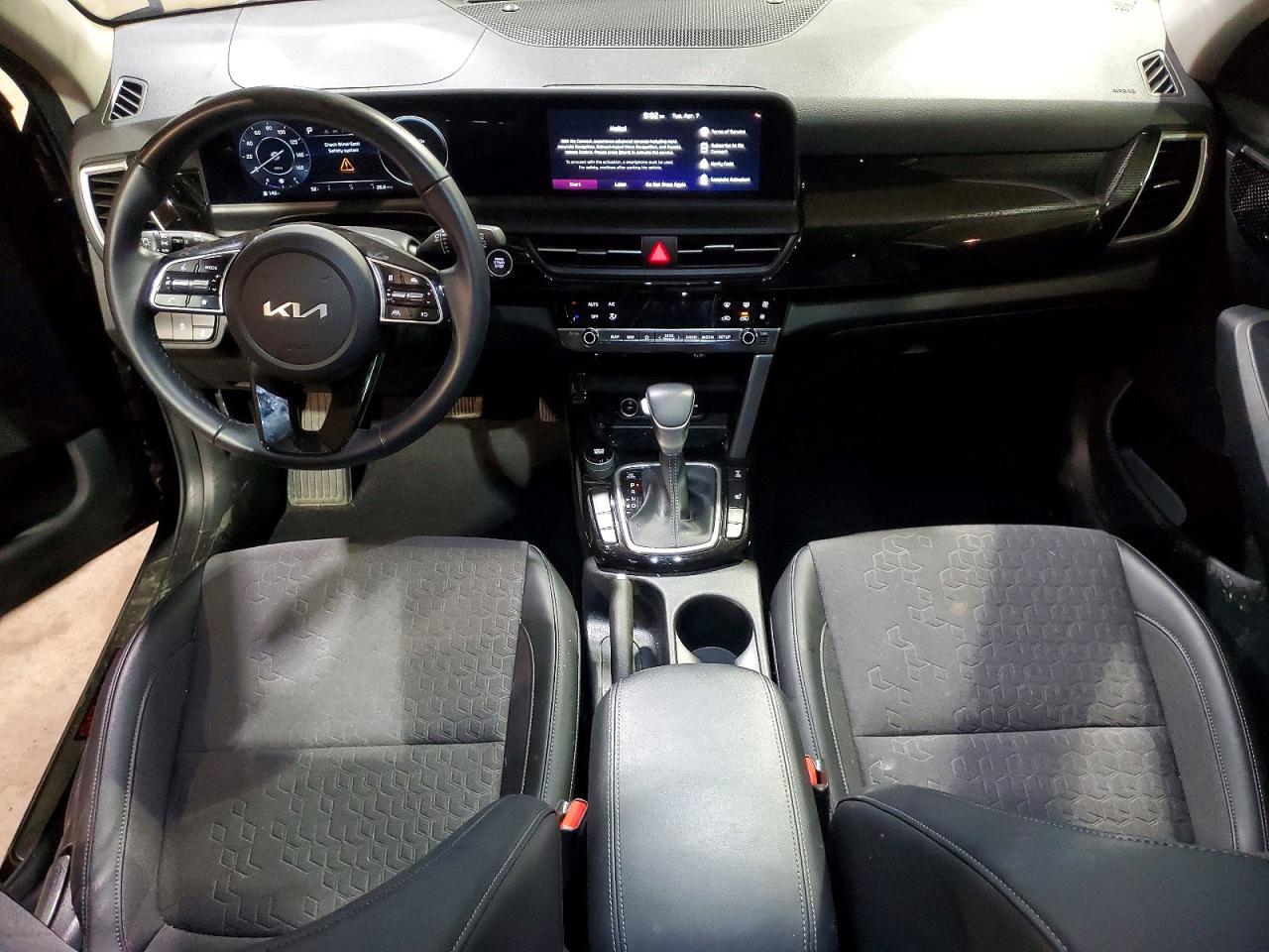 Kia Seltos S