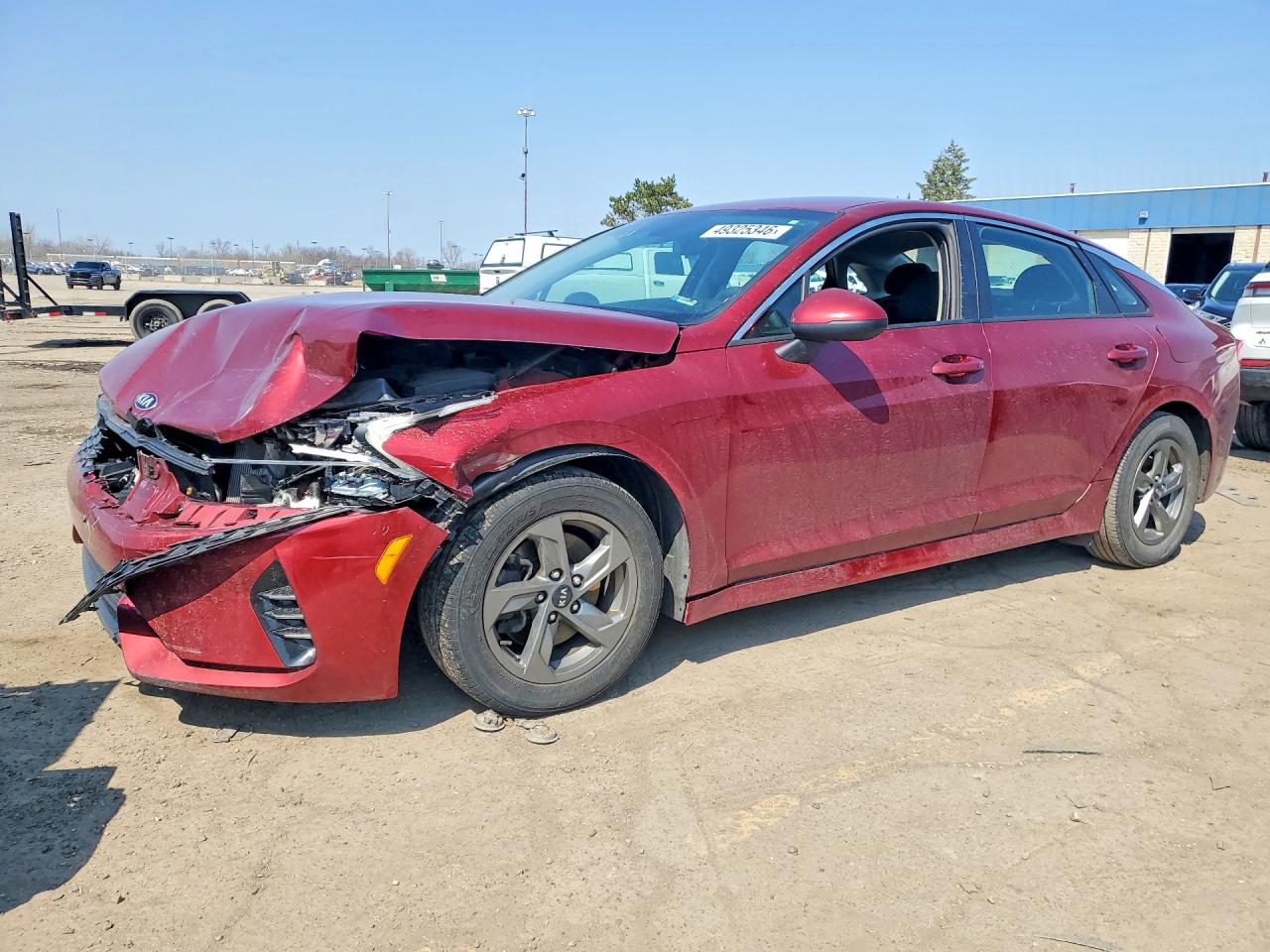 Salvage Kia K5 Image