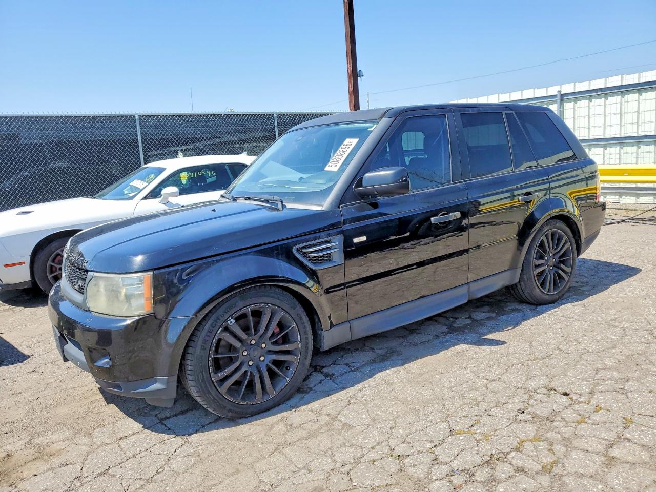 Salvage Land Rover Range Rover Image