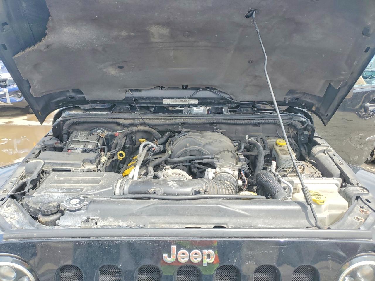 Jeep Wrangler Sahara