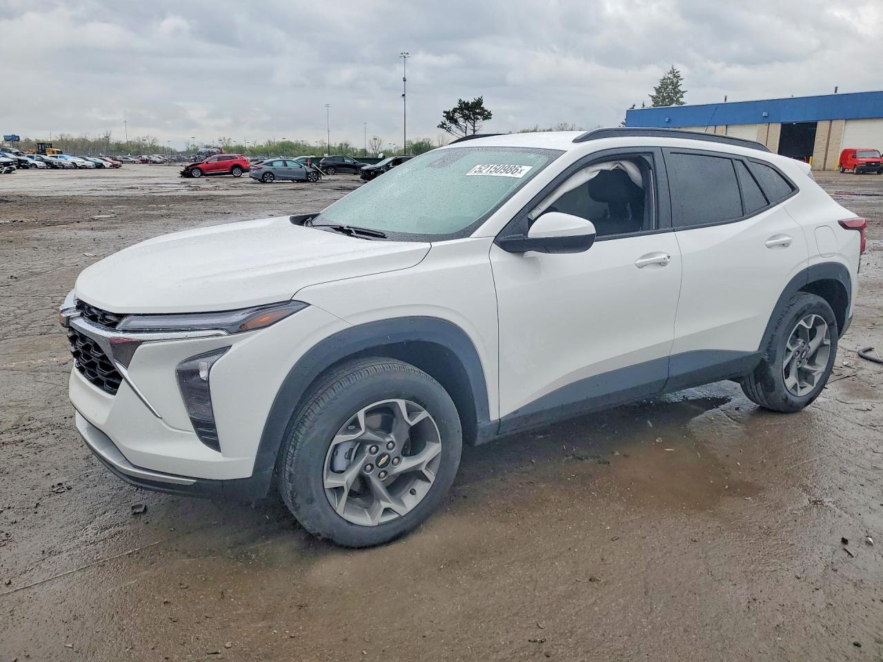 Salvage Chevrolet Trax Image