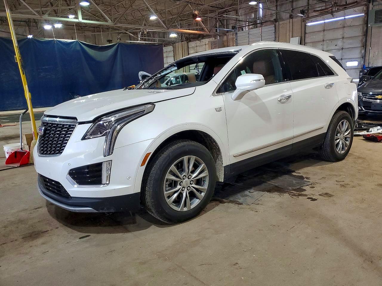Salvage Cadillac XT5 Image