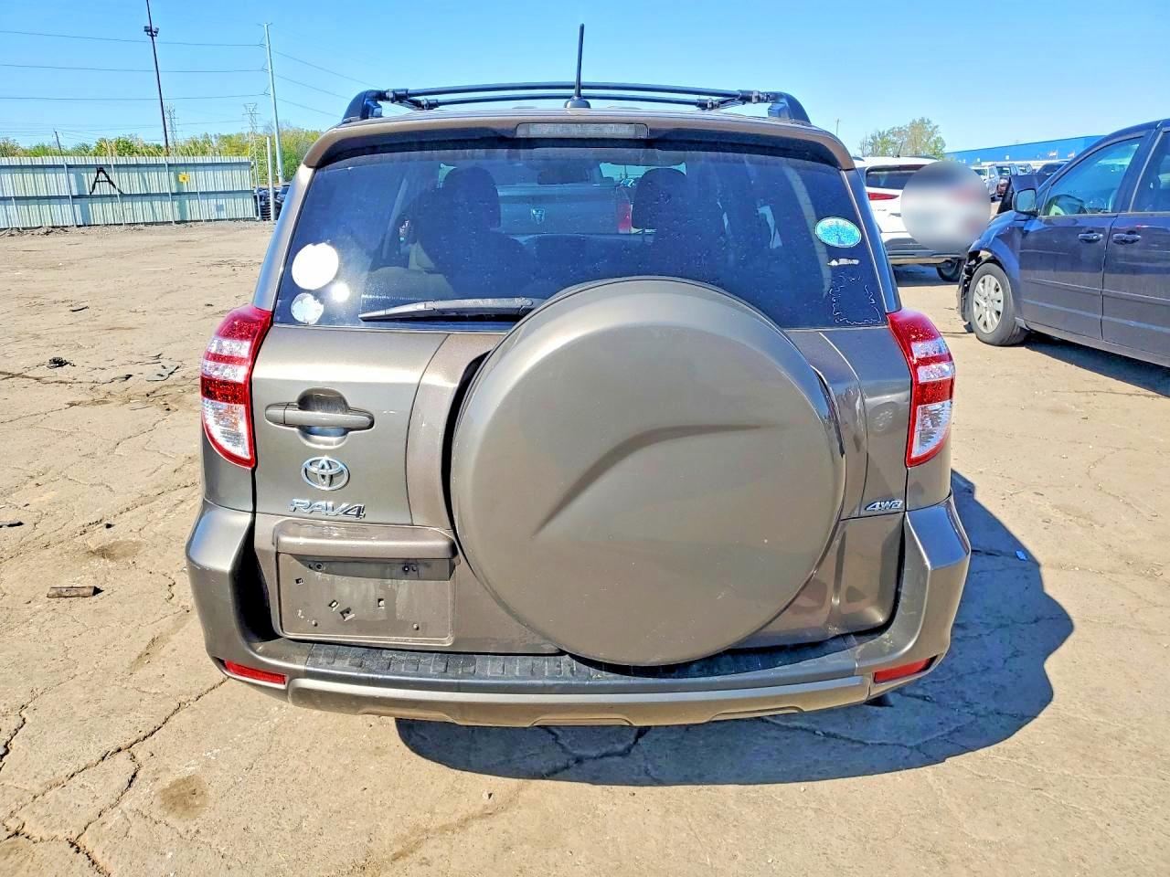 Toyota RAV4 Base
