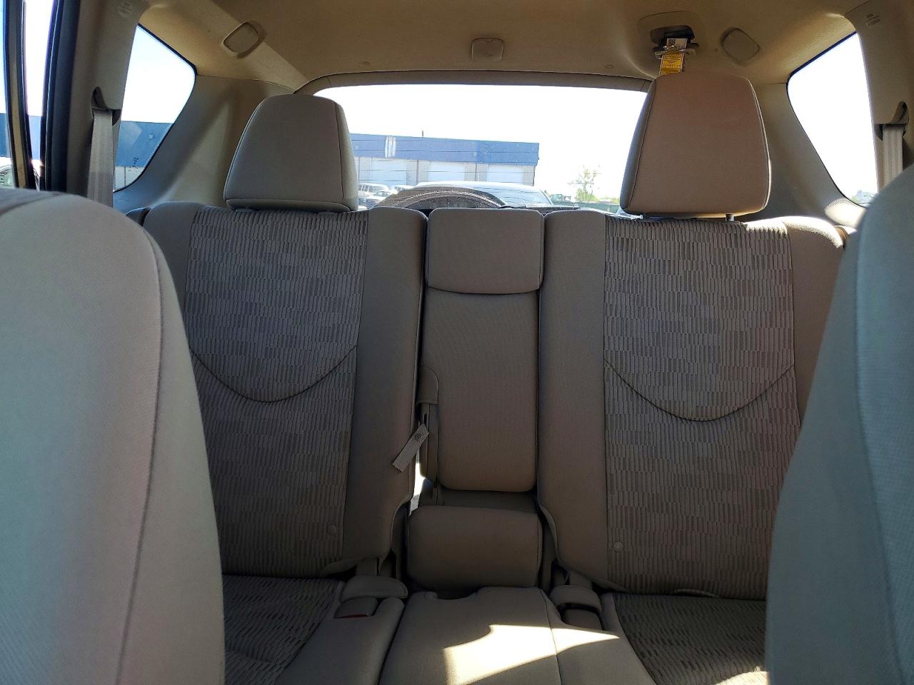 Toyota RAV4 Base