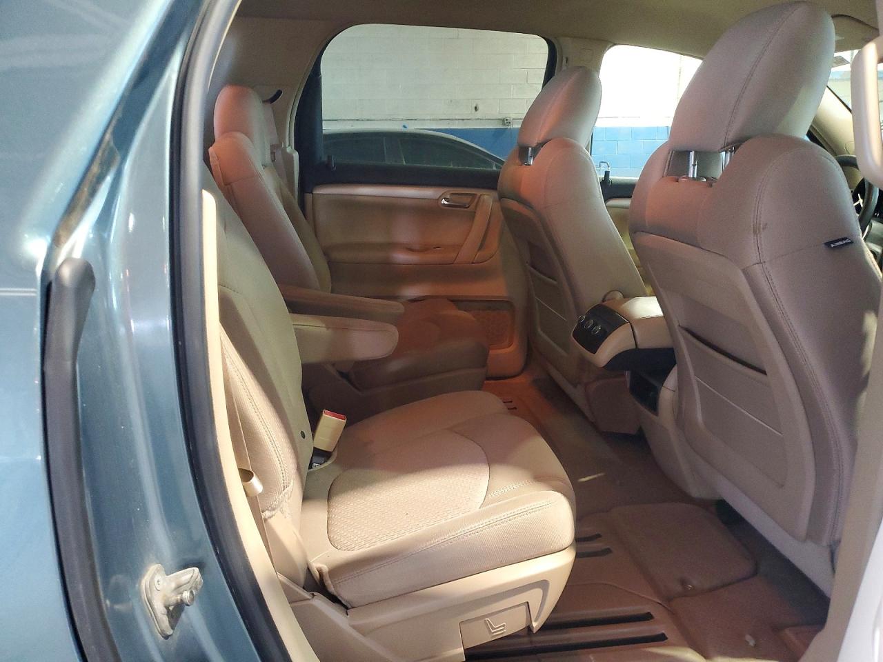 Saturn Outlook Xe