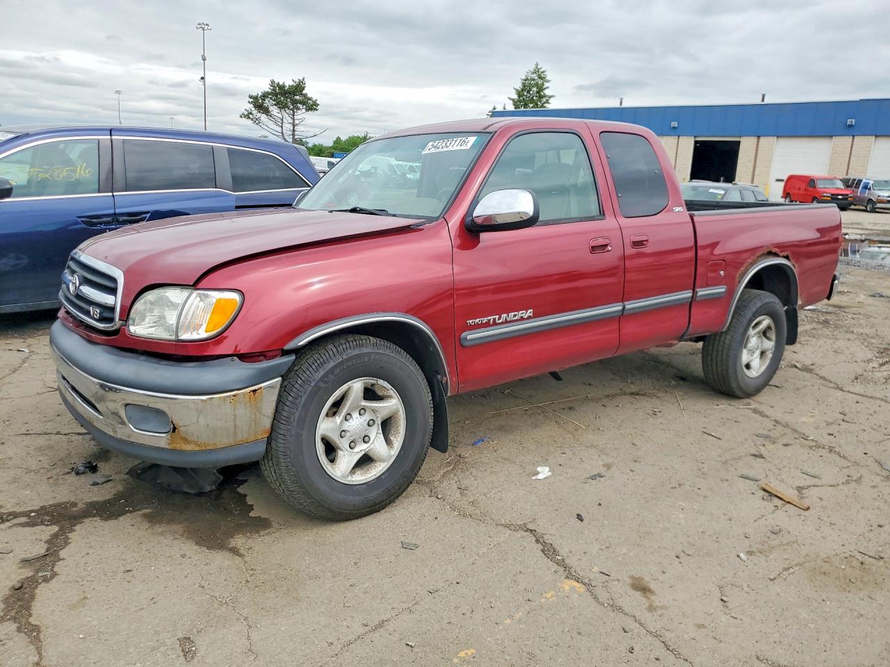 Salvage Toyota Tundra Image