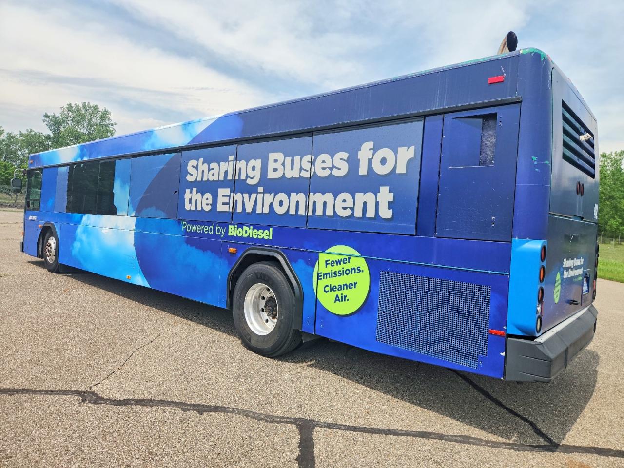 Gillig Transit Bus Low