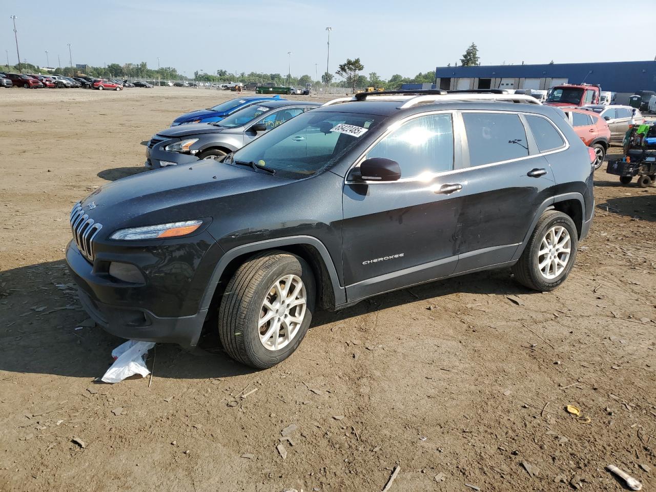 Salvage Jeep Grand Cherokee Image