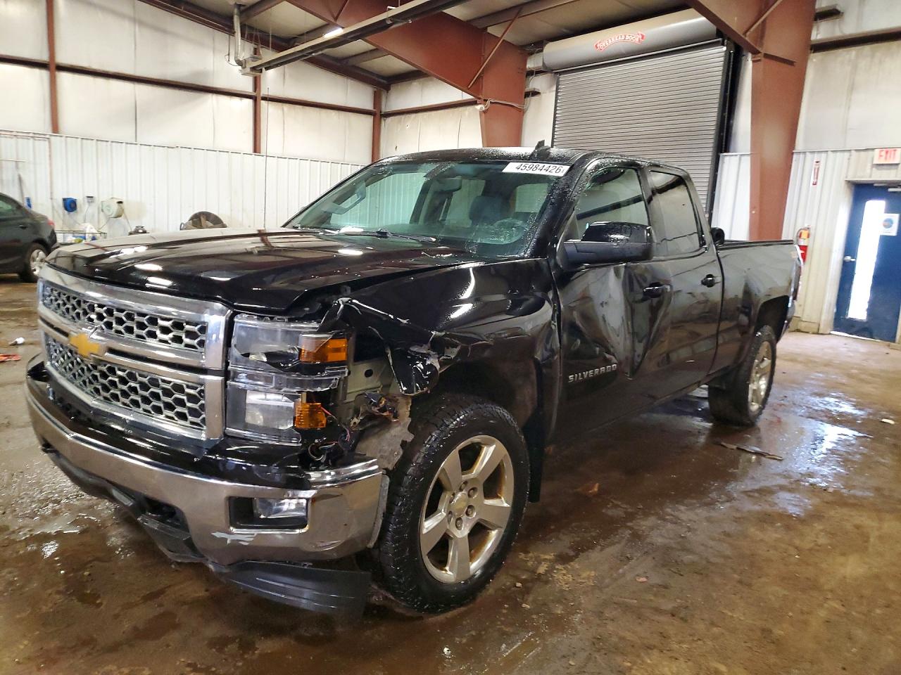 Salvage Chevrolet Silverado Image