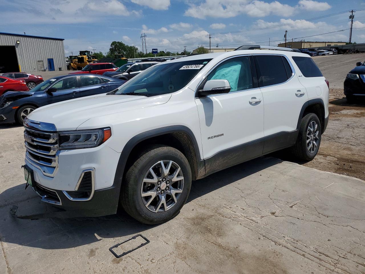 Salvage GMC Acadia Image