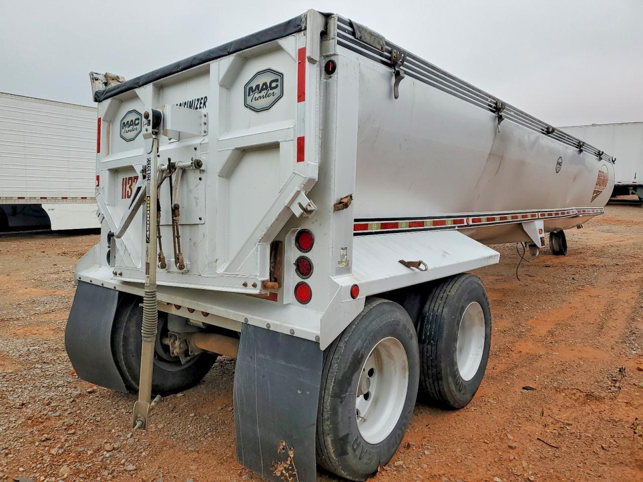Mack Dump Trlr