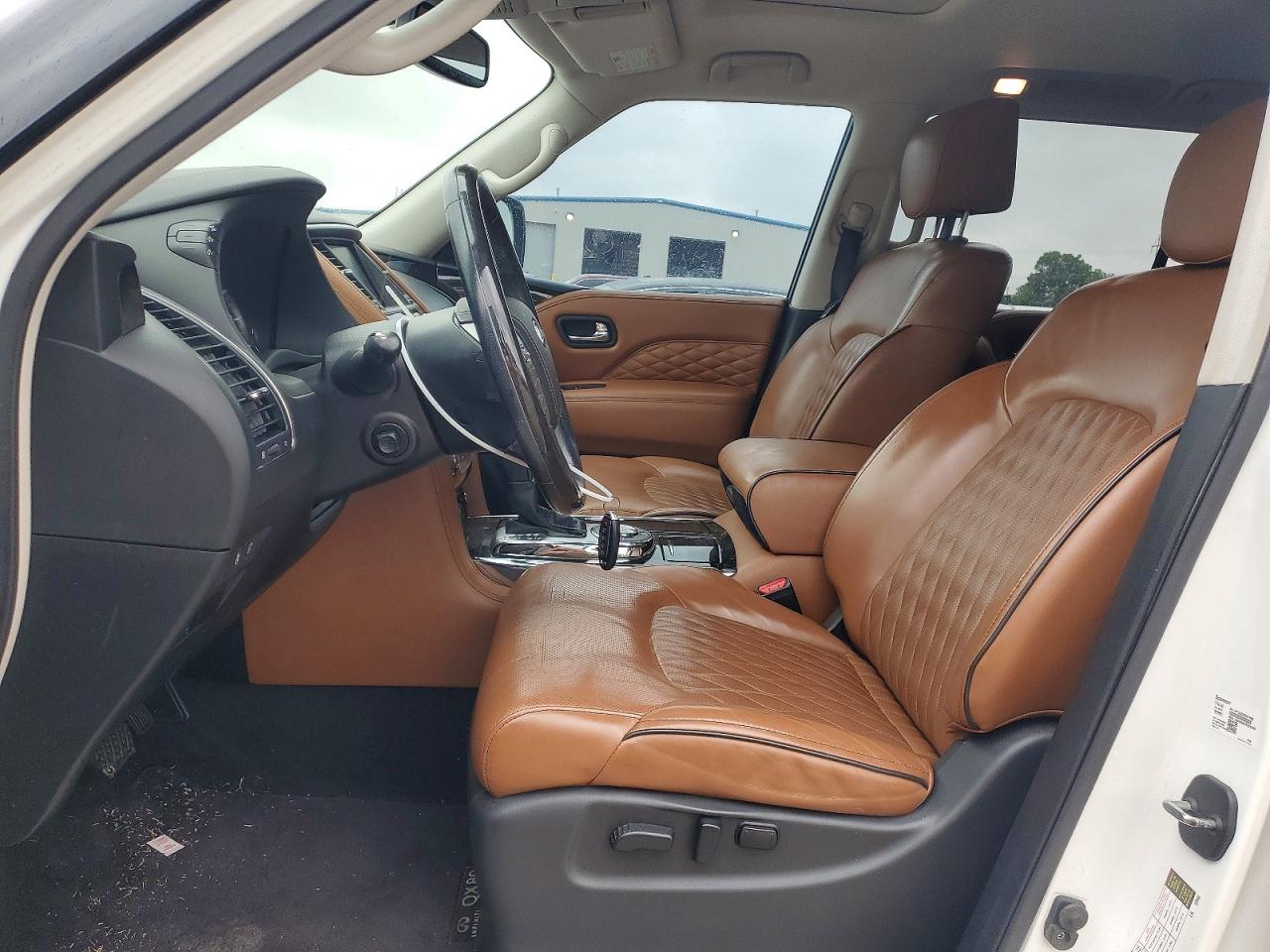 INFINITI Qx Luxe
