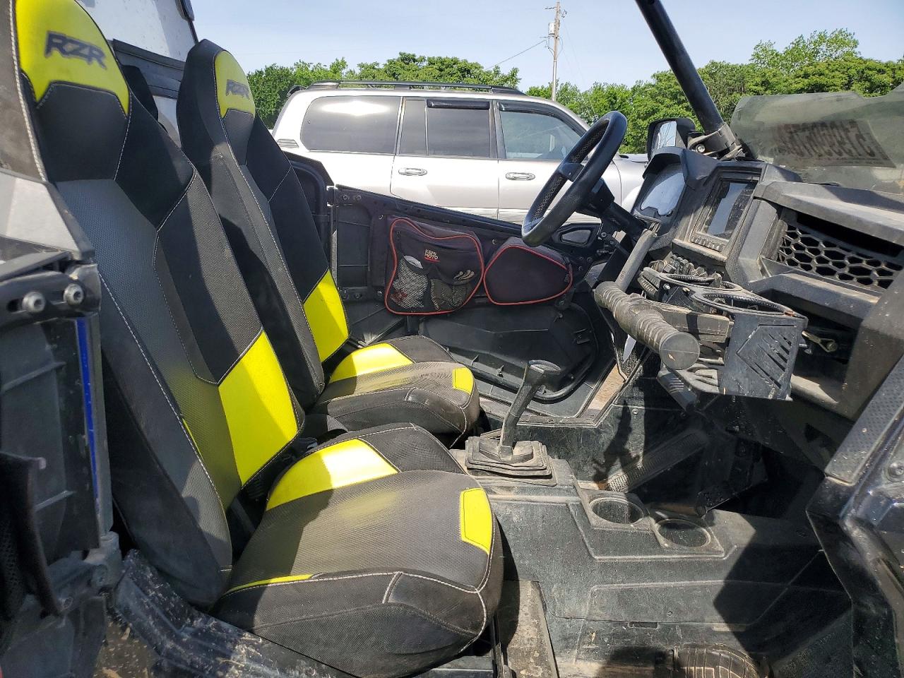 Polaris RZR