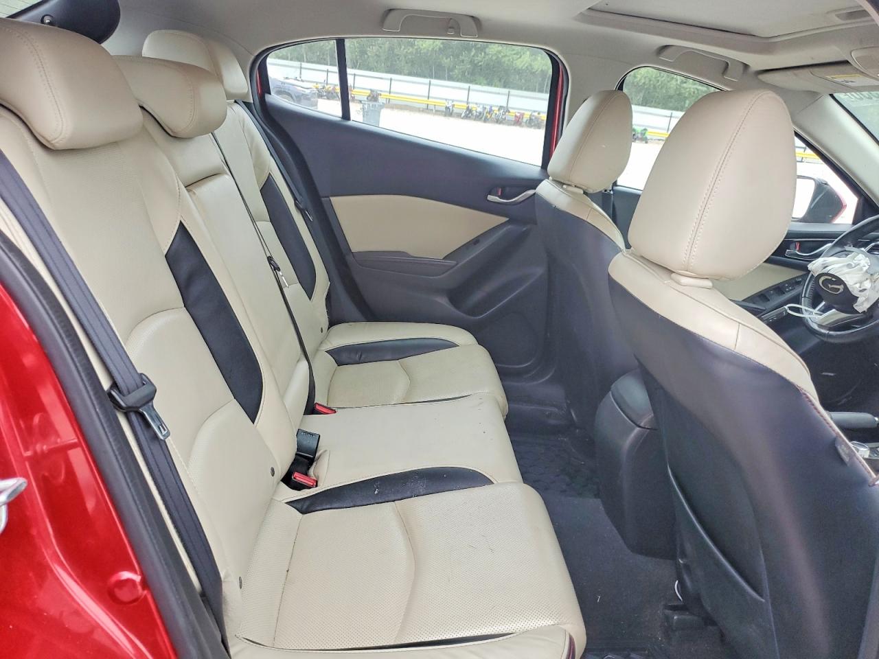 Mazda 3 Grand Touring
